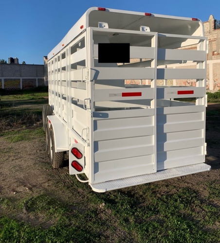 Remolque Para 4 Y 5 Caballos Semi Lujo
