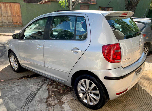 Volkswagen Fox 1.6 Highline Imotion 2012