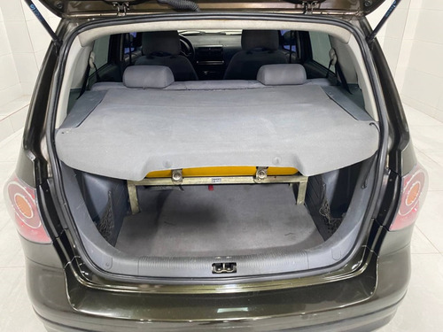 Volkswagen Spacefox 1.6 MI 8V FLEX 4P MANUAL