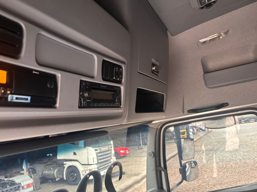 Axor 2544 Ano 2022 Trucado Teto Alto Mercedes 6x2