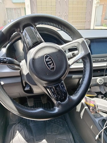 Kia Rio 1.6 Lx Hatchback Mt