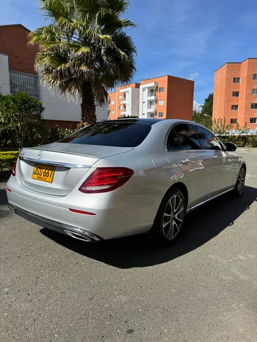 Mercedes-Benz E200 Exclusive