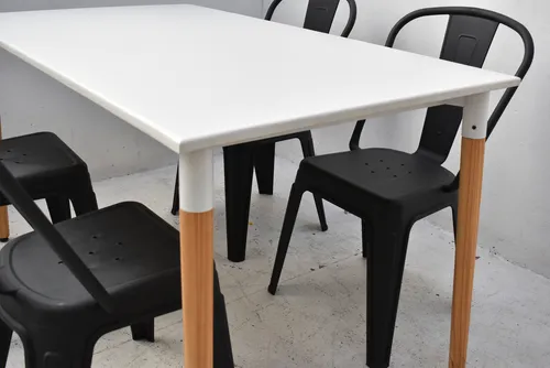 Combo Comedor Silla Tolix + Mesa Eames 1.20 X 80