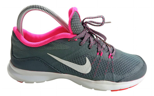 Nike - Flex Training Tr-5 Tenis Para Mujer. (Usado)