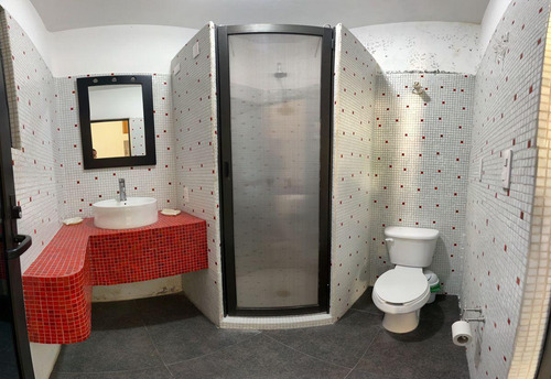 Casa Con Alberca En Privada Con Acceso Y Vista Al Lago De Tequesquitengo