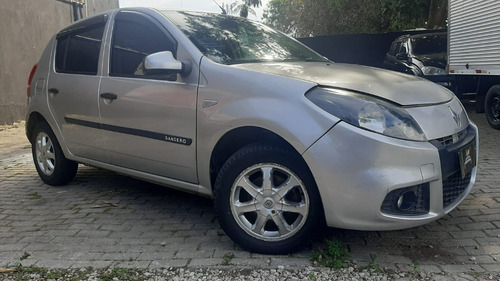 Imagem 4 de 15 de Renault Sandero Expression 1.0 16v (flex) 2014/2014