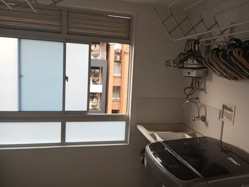 Apartamento En Venta En Conquistadores. Cod V11958