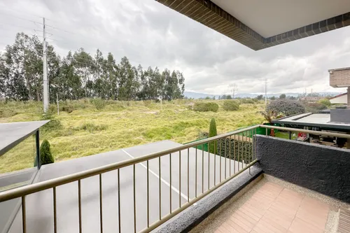 Casa En Venta En Cota. Cod V6950