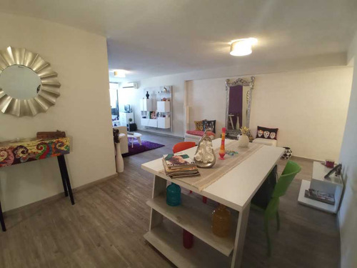 Imagen 5 de 26 de Se Vende Lindo Apartamento Actualizado 124 M² 3hab+serv/3b/2p El Cigarral