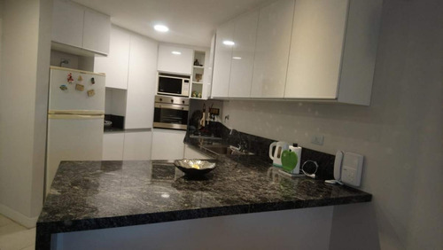 Venta Departamento En La Rosella 2, B° Valle Escondido