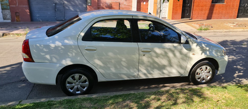 Toyota Etios 1.5 Xs