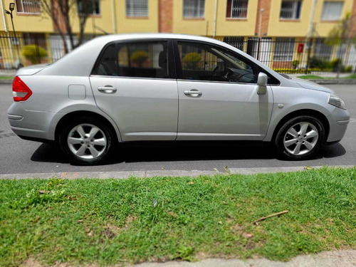 Nissan Tiida Emotion 1.8