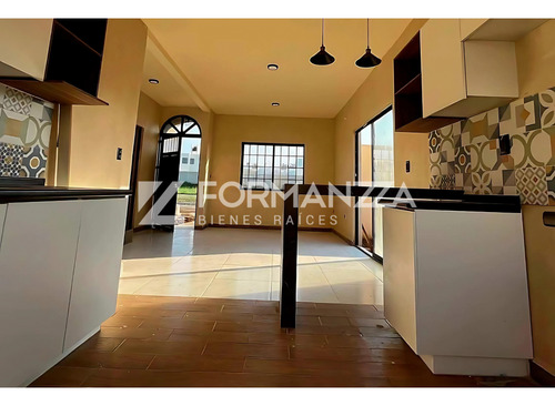 Casa Nueva Santorini En Preventa En Montellano Ii En V De Á
