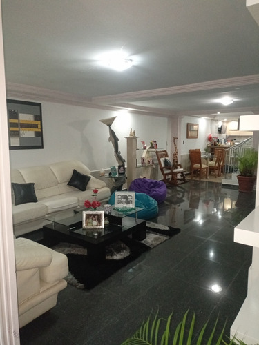 Best House Vende Bella Casa En Llano Alto