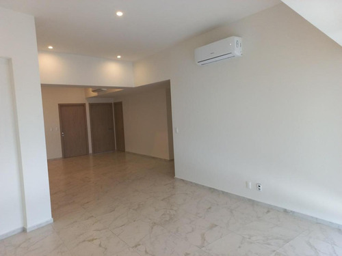 Departamento En Cabo Norte, 3 Recamaras, En 170m2, Balcon Con Vista Al Lago