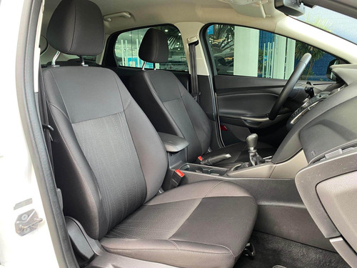 Imagem 13 de 14 de Ford Focus Se 1.6