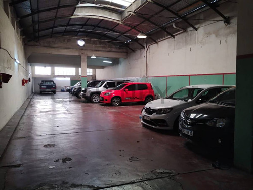 Cochera En Venta