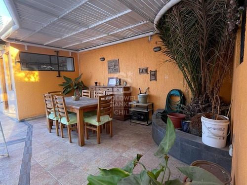 Hermosa Y Amplia Casa Sector Jardines Del Sur