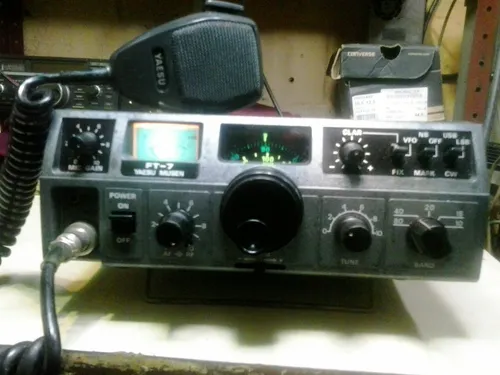 Radio Yaesu Ft 7 Como Nuevo (Usado)