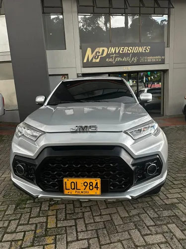 JMC Vigus 2.4 MT 4x4 Diesel