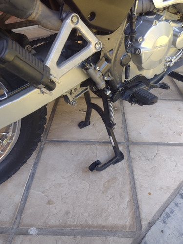 Imagen 12 de 12 de Honda Falcon 400