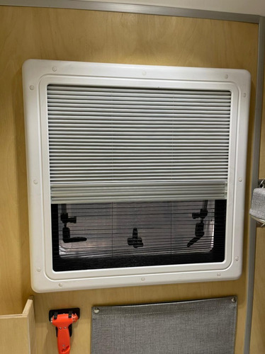 Imagen 5 de 5 de Ventanas Para Casa Rodante O Trailer