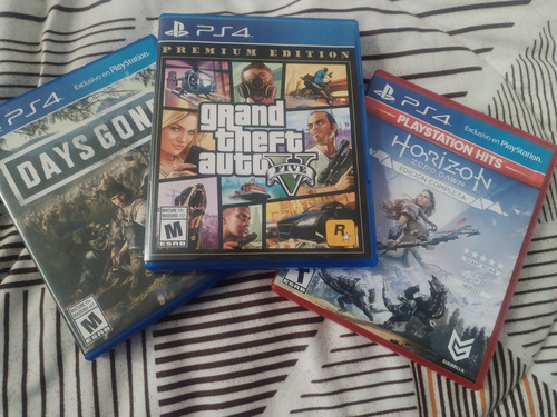 Venta De Ps4 Slim Con 660 Gb De Almacenamiento Con 3 Juegos (Usado)