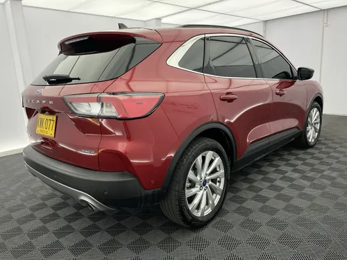 Ford Escape Titanium Hev