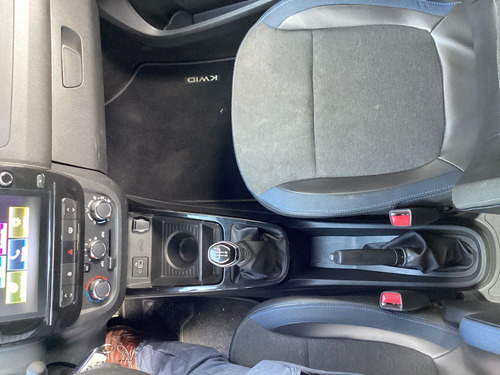 Renault Kwid 1.0 Iconic Mt