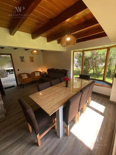Venta Casa 117 M2, 3 Habitaciones, Barrio Once - Villa La Angostura