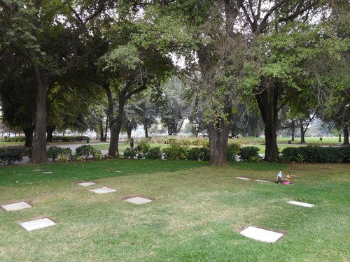 Sepultura Familiar Parque Del Recuerdo, Recoleta