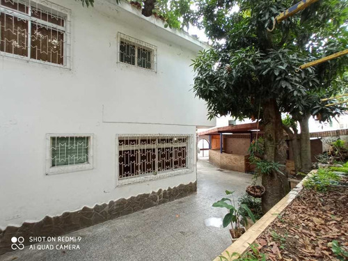 Imagen 8 de 21 de Vendo/alquilo Casa 466mts2 6h/8b/4pe El Marqués 2275