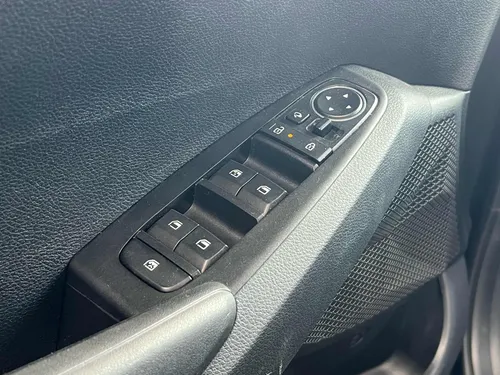 Kia Seltos 2.0 Zenith 4X2