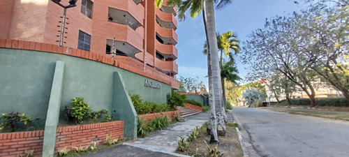 Apartamento En Venta Urb. La Trigalena