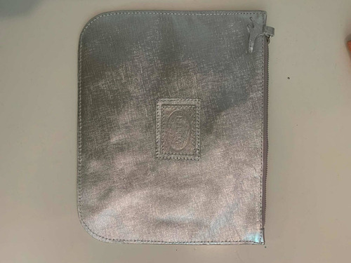 Sobre Cartera Helicia Plateado