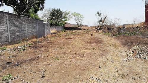 Imagen 1 de 4 de En Venta Terreno En Col. Tenmilca En Atlatlahucan Morelos Con Acceso Sobre Carretera