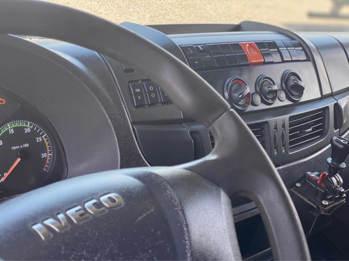 Iveco 240e28 Basculante