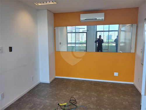Imagem 6 de 28 de Sala Comercial Locação- 4 Salas, 8 Banheiros, 8 Vagas - Brooklin - São Paulo/sp - Reo682766