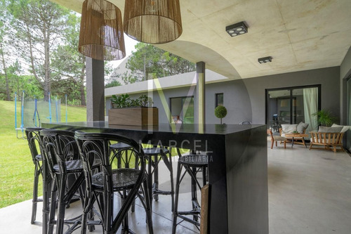 Imagen 22 de 25 de Casa Premium En Venta - 6 Ambientes - La Herradura - Pinamar