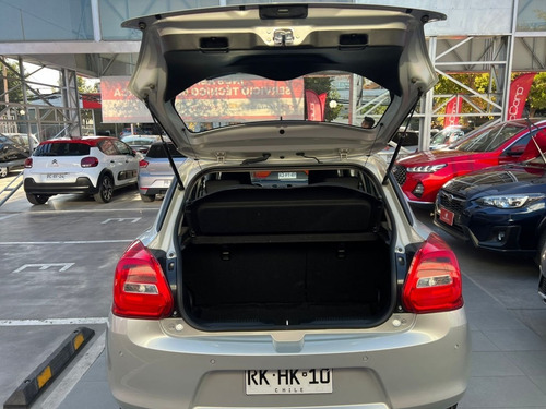 Imagen 6 de 15 de Suzuki Swift Gl 1.2 5mt