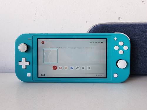 Nintendo Switch Lite Standard 32 Gb + Cargador Y Estuche