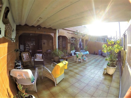 Imagem 2 de 30 de Casa Térrea Isolada Perto Da Praia Com 3 Dormitórios Sendo 1 Suíte E 3 Vagas À Venda, 250 M² De Terreno Por R$ 390.000 - Mirim - Praia Grande/sp - Ca0551