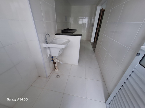 Apartamento 2 Dormitórios Com Vista Mar No Centro De Mongagua