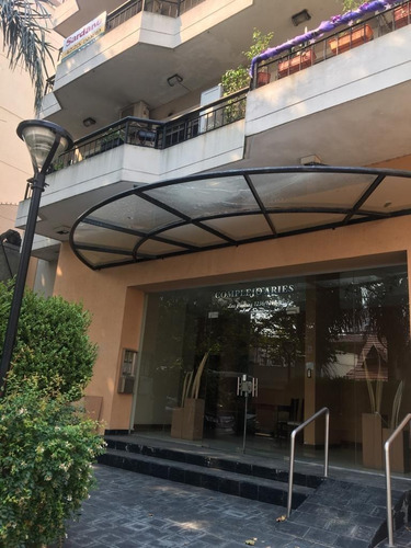 Imagen 2 de 10 de Departamento Dos Ambientes Venta Lanus Este