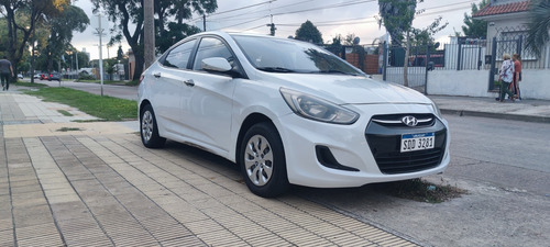 Hyundai Accent Sedan 1.6 Turbo 