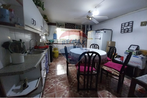 Casa En Venta Ñuñoa, 5d + 4b + 3est, Suarez Mujica