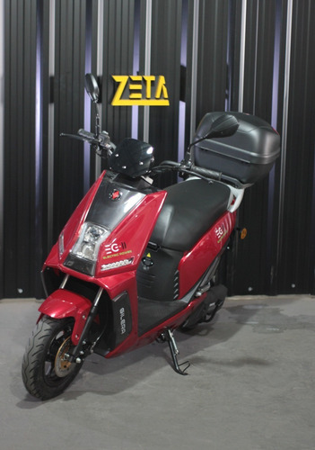 Imagen 8 de 15 de Motos Eléctricas Gilera Eg-ii + Baúl Eg2 0km Scooter