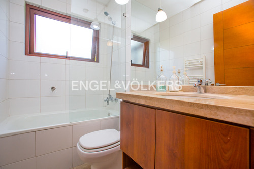Venta Casa En Condominio San Carlos De Apoquindo