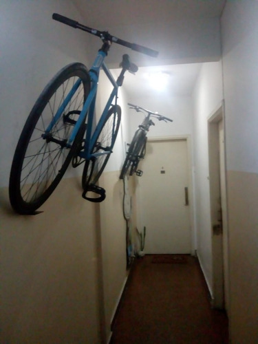 Imagen 7 de 10 de Gancho Soporte Bicicleta Pared Al Pedal + Soporte Ruedas