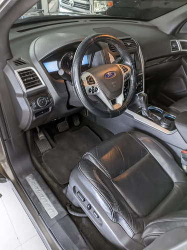 Imagen 6 de 9 de Ford Explorer